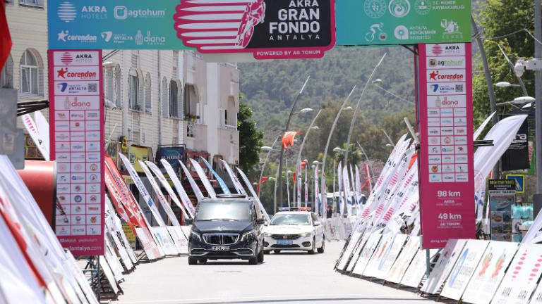 Road AKRA Gran Fondo 98K 2024